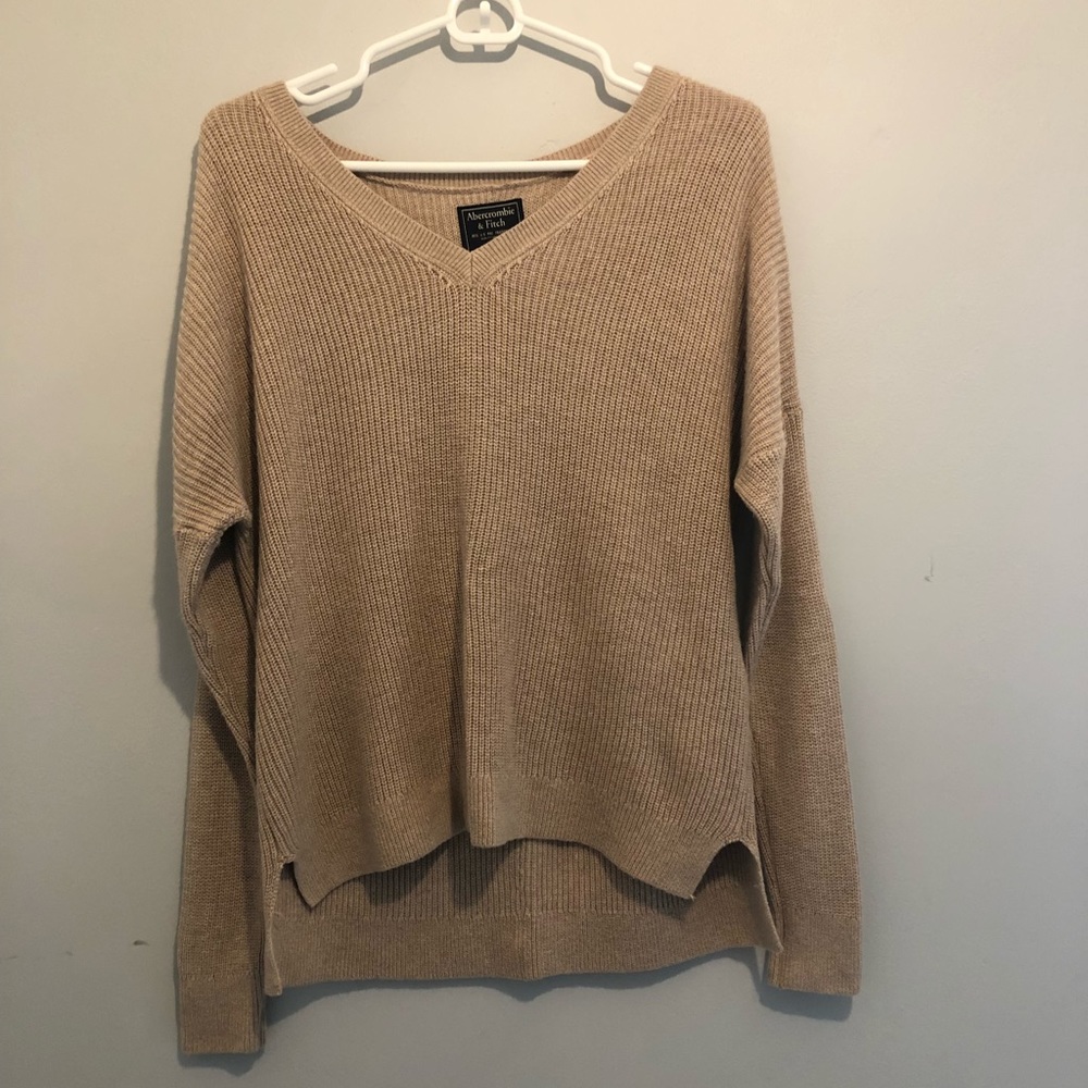 Brown/tan Abercrombie and Fitch sweater